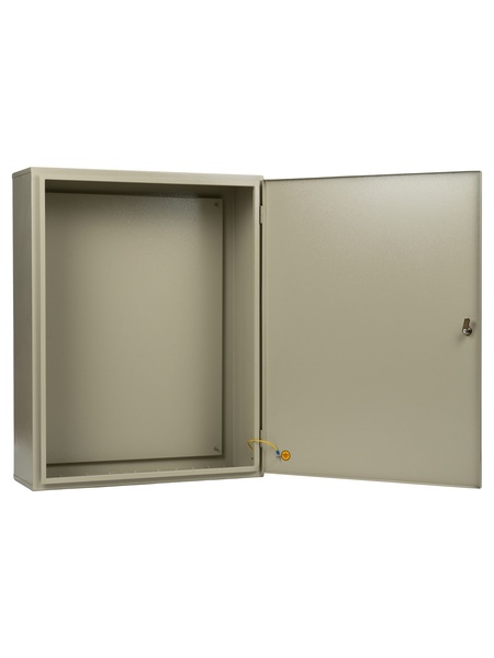 Щит с монтажной панелью ЩМП - 067 МЭК (650х550х250) IP31 (Металлокорпус)*