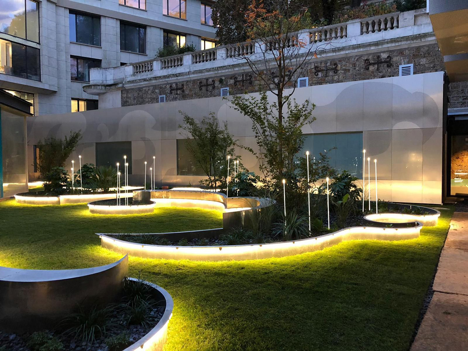 Декоративный светильник iGuzzini Typha Bollard Steel ADT2.713 (1500mm)