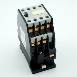 Контактор 3TB40 11-0A 22A Siemens
