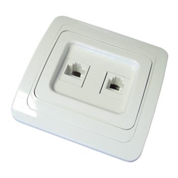 Розетка скр/п компьютерн. белая "ВАЛЕРИ"
