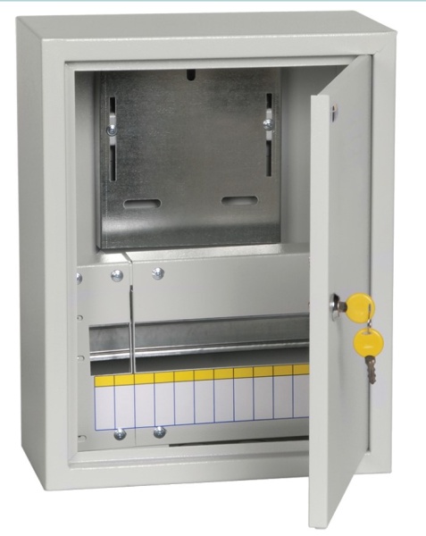 Щит учетно-распределительный навесной ЩУРн (600х300х150) с монтажной платой (540х200) IP31*