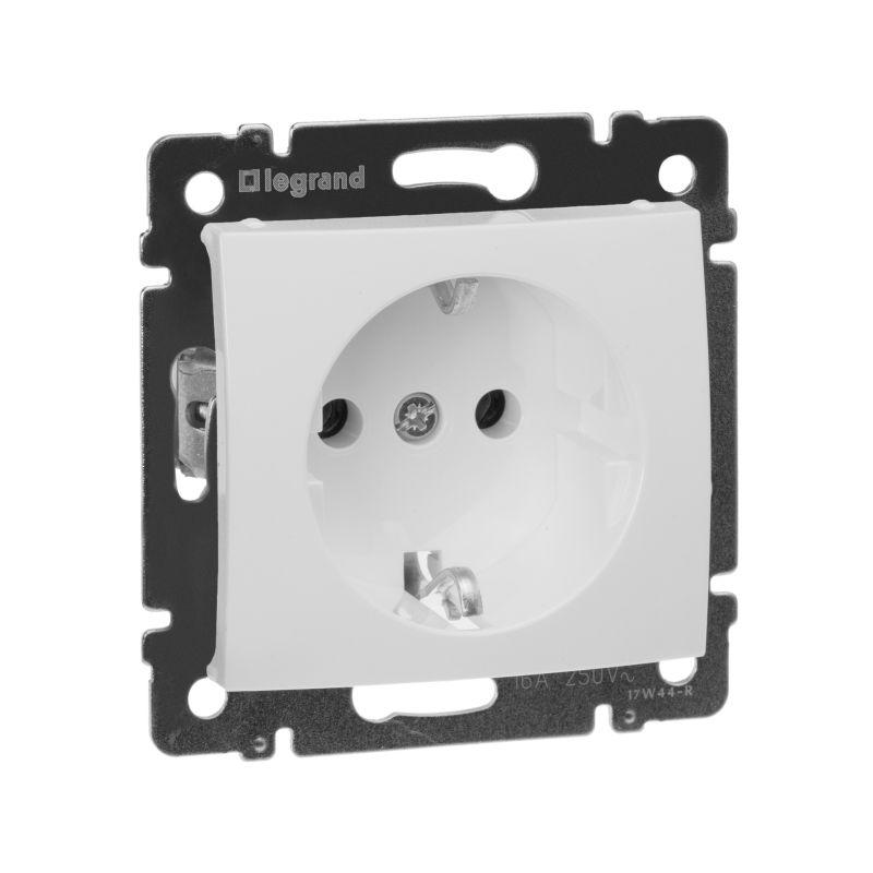 Розетка 1-местная 2К+З 10/16A белая (Legrand Valena)