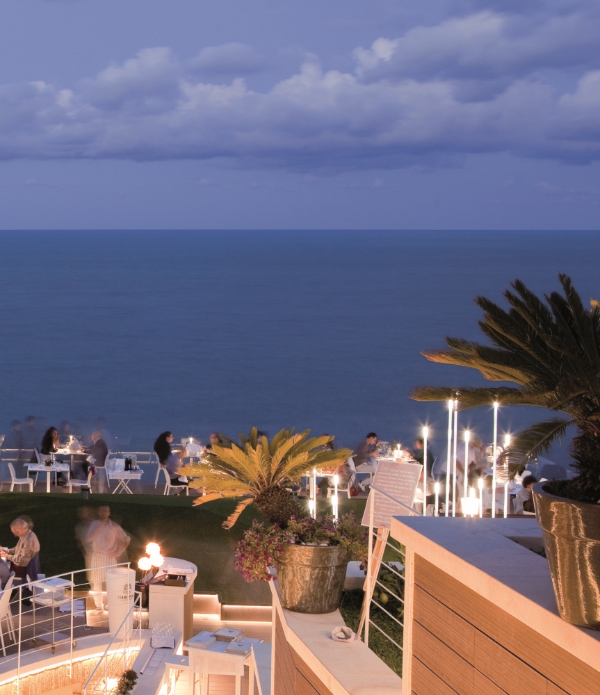 Декоративный светильник iGuzzini Typha Bollard Steel ADT4.713 (1300mm)