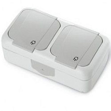 Блок из двух розеток с\з с крышкой IP54